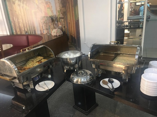 Platinum Hotel image 7