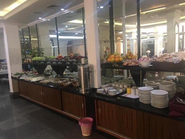 Platinum Hotel image 9